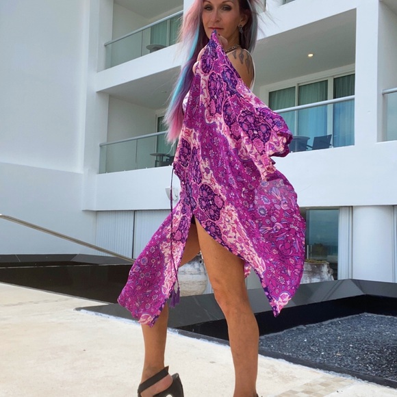 HUGE Spell closet clean out coming!! - Picture 5 of 17